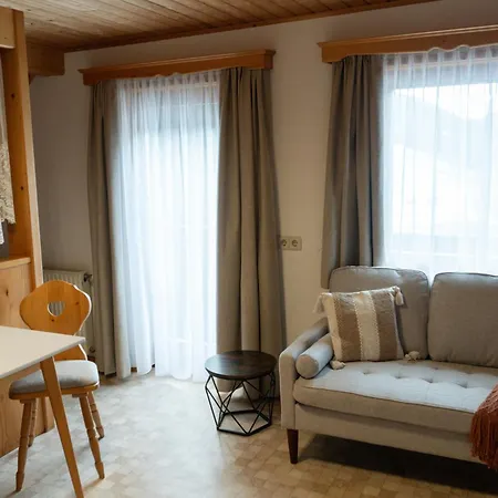 Apartment Gipfelglück - In&ski Out *