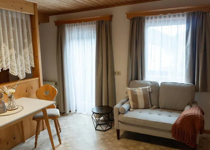 Gipfelglueck - In & Out باد كلينكيرشهايم