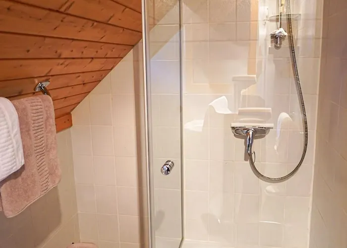 Gipfelglueck - In & Out باد كلينكيرشهايم